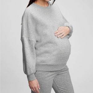 GAP MATERNITY 2piece Sweatsuit IN GREY.